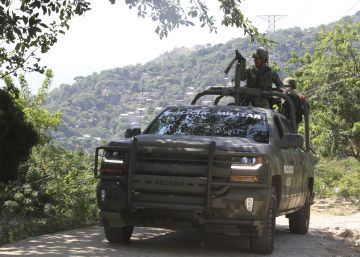 Los diputados analizan una ley que regula la actuación del Ejército mexicano en tareas de seguridad Los diputados analizan una ley que regula la actuación del Ejército mexicano en tareas de seguridad