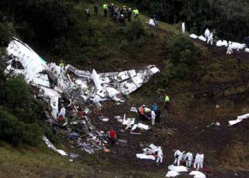 El accidente de avión del Chapecoense deja al menos 75 muertos en Colombia