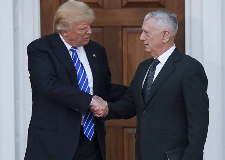 Trump apunta a un general retirado como posible secretario de Defensa Trump apunta a un general retirado como posible secretario de Defensa