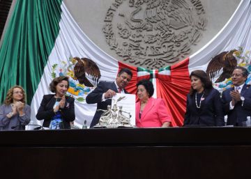 Los diputados mexicanos se otorgan un polémico bono navideño Los diputados mexicanos se otorgan un polémico bono navideño