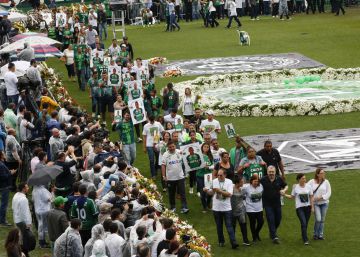 El Chapecoense se despide de sus héroes