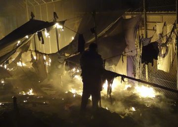 Carta de um policial grego a um menino refugiado morto: “Você pagou muito caro pelo sonho de seus pais”