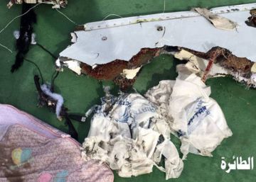 Egipto sostiene que ha hallado restos de explosivos en víctimas del avión de EgyptAir