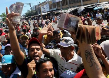 Resultado de imagem para Venezuela adia retirada de cédula após caos e protestos