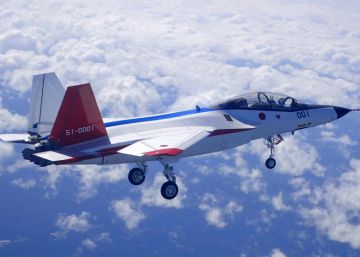 El nuevo 'zero' japonés, símbolo de la carrera armamentística de Abe El nuevo 'zero' japonés, símbolo de la carrera armamentística de Abe
