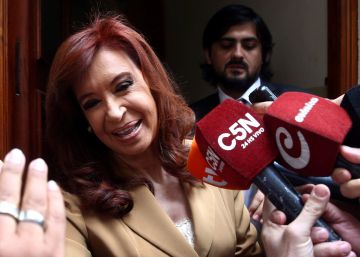 Juiz argentino processa Cristina Kirchner por corrupção