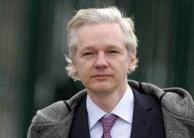 Los gemelos Trump y Assange Los gemelos Trump y Assange