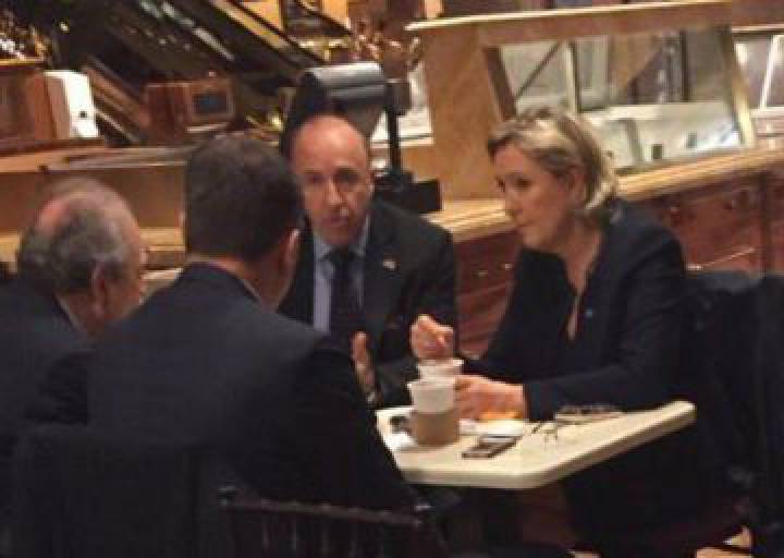 Identidades y discurso populista en el siglo XXI Identidades y discurso populista en el siglo XXI