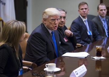 La UE se prepara por si Trump se retira del acuerdo de París La UE se prepara por si Trump se retira del acuerdo de París