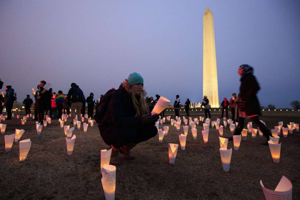 Concentración en la capital de Estados Unidos contra el veto migratorio. Concentración en la capital de Estados Unidos contra el veto migratorio.