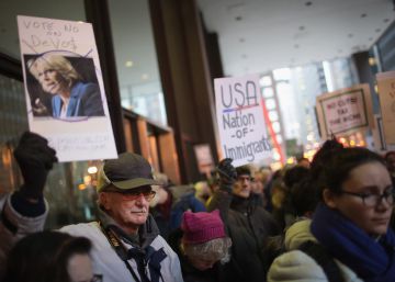 El rechazo ciudadano hace peligrar el nombramiento de la secretaria de Educación de Trump