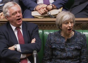 Aprovação do ‘Brexit’ no Parlamento fortalece May e afunda partido trabalhista