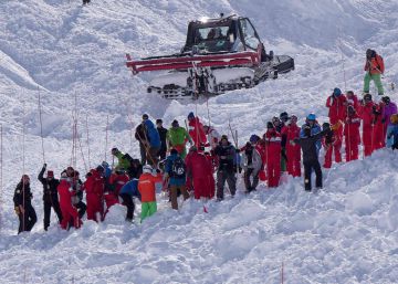 Sin víctimas tras un alud en una pista de esquí en la estación de Tignes Sin víctimas tras un alud en una pista de esquí en la estación de Tignes