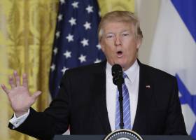 Trump se aleja del compromiso de crear un Estado palestino Trump se aleja del compromiso de crear un Estado palestino
