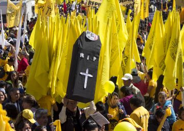 Morena busca acabar con el PRD en las elecciones del Estado de México Morena busca acabar con el PRD en las elecciones del Estado de México