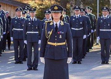 A las órdenes de una mujer A las órdenes de una mujer