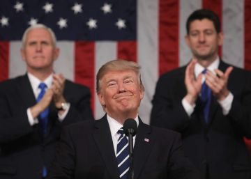 Trump promete devolver a grandeza dos EUA, com um discurso nacionalista e contrário à imigração