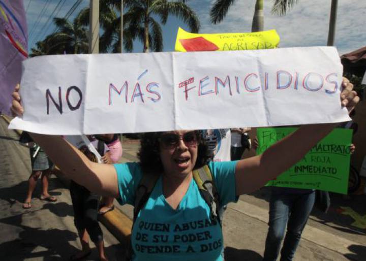 Una mujer es quemada en una hoguera por fanáticos religiosos en Nicaragua Una mujer es quemada en una hoguera por fanáticos religiosos en Nicaragua