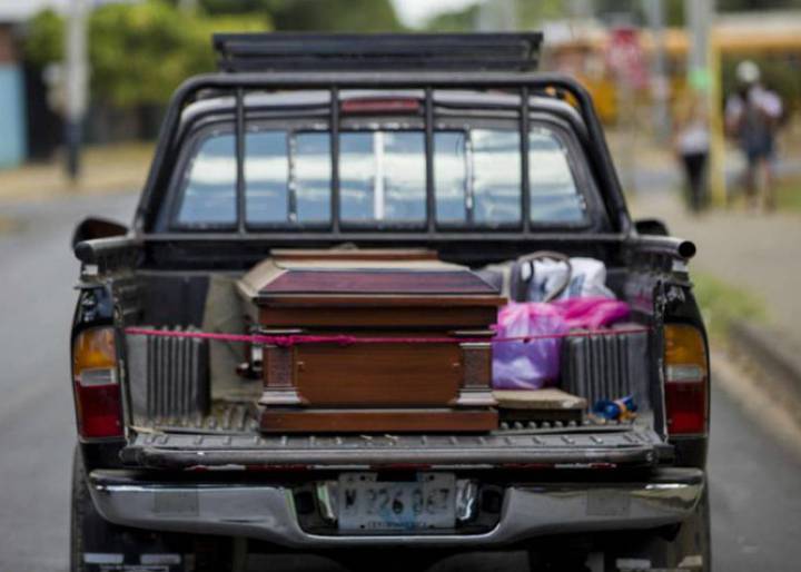 “Dios nos dijo que hiciéramos un fueguito para expulsarle el demonio” “Dios nos dijo que hiciéramos un fueguito para expulsarle el demonio”