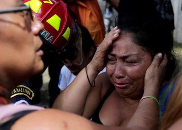 Moren 22 nenes en l’incendi d’un centre per a menors a Guatemala Moren 22 nenes en l’incendi d’un centre per a menors a Guatemala