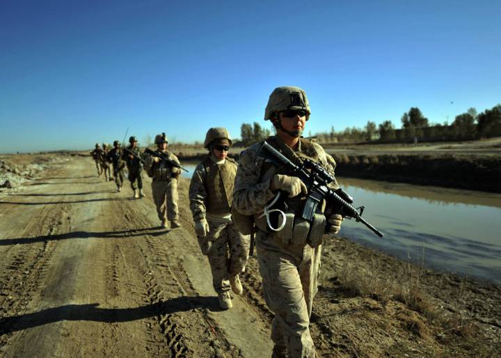 El Pentágono investiga la publicación de fotos de marines desnudas en Facebook El Pentágono investiga la publicación de fotos de marines desnudas en Facebook