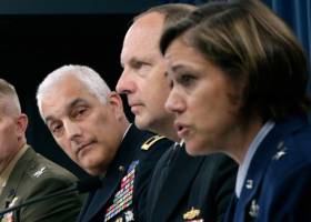 El escándalo de las fotos de soldados desnudas afecta a todo el Ejército de Estados Unidos