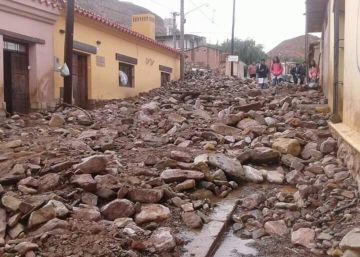Un alud de piedras cae sobre Tilcara, una joya turística del norte de Argentina Un alud de piedras cae sobre Tilcara, una joya turística del norte de Argentina