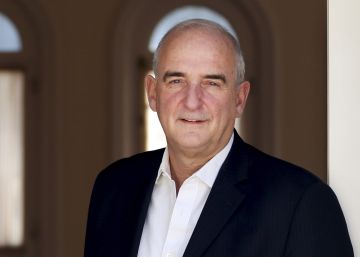 “Misturar o verdadeiro e o falso é típico das ditaduras”