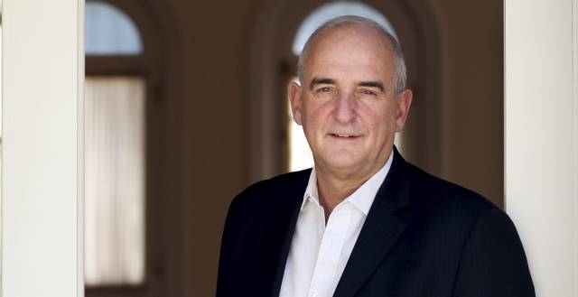 “Mezclar lo verdadero y lo falso es propio de las dictaduras”