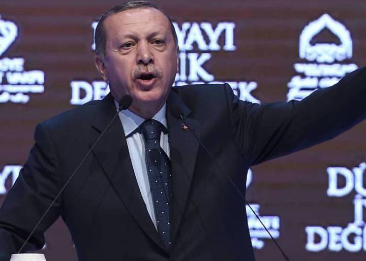 Erdogan advierte a Holanda de que “pagará caro” impedir los mítines de los ministros Erdogan advierte a Holanda de que “pagará caro” impedir los mítines de los ministros