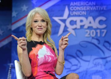 Lo último de Kellyanne Conway: Obama espió a Trump con el microondas