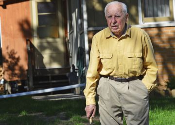 Un fuster de Minnesota de 98 anys, identificat com un terrible comandant nazi
