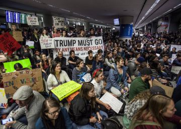 Caminata contra Trump en el Día Pi Caminata contra Trump en el Día Pi
