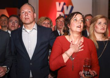 Holanda frena a la extrema derecha Holanda frena a la extrema derecha