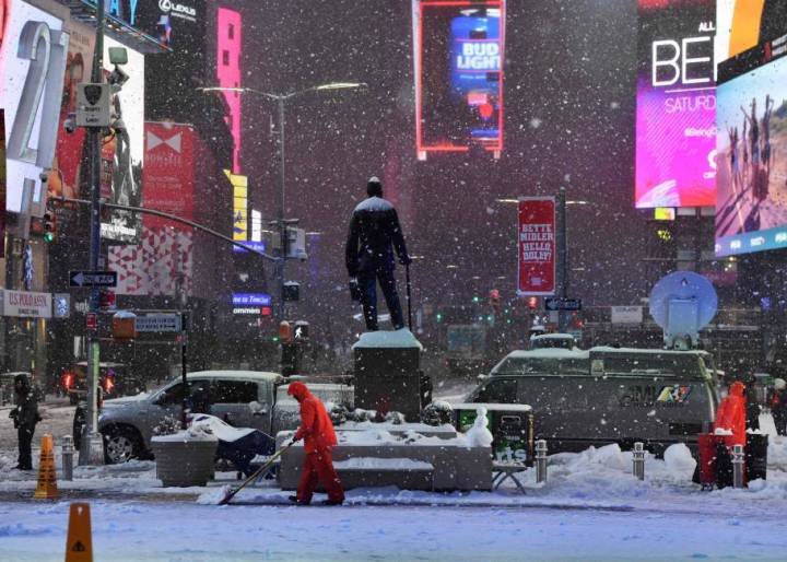 La tormenta Stella azota la costa este de EE UU La tormenta Stella azota la costa este de EE UU