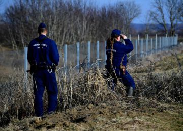 Hungría se parapeta ante el flujo humano desde Croacia Hungría se parapeta ante el flujo humano desde Croacia