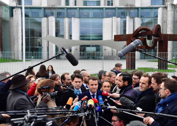 Macron viaja a Berlín convertido en el favorito del ‘establishment’ alemán Macron viaja a Berlín convertido en el favorito del ‘establishment’ alemán