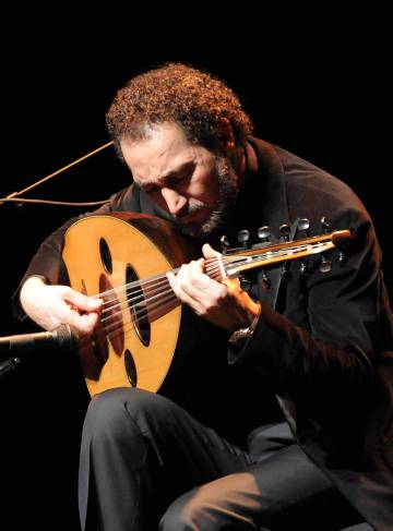 Naseer Shamma, el pasado 12 de marzo durante el concierto que ofreció en Madrid para celebrar el 10º aniversario de Casa Árabe.