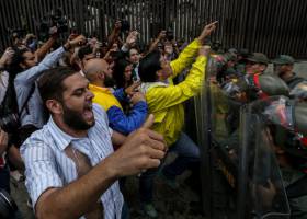 La oposición venezolana se prepara para volver a las calles tras el golpe de Estado