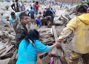 Una avalancha deja más de 200 fallecidos en el sur de Colombia Una avalancha deja más de 200 fallecidos en el sur de Colombia