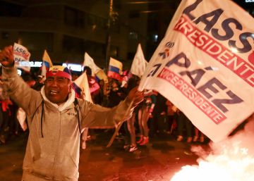 Los votantes de Lasso insisten en el recuento de las papeletas en Ecuador Los votantes de Lasso insisten en el recuento de las papeletas en Ecuador