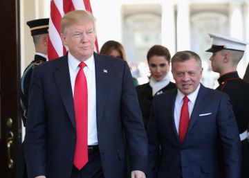 Trump defende o apresentador da Fox acusado de assédio sexual por várias funcionárias Trump defende o apresentador da Fox acusado de assédio sexual por várias funcionárias