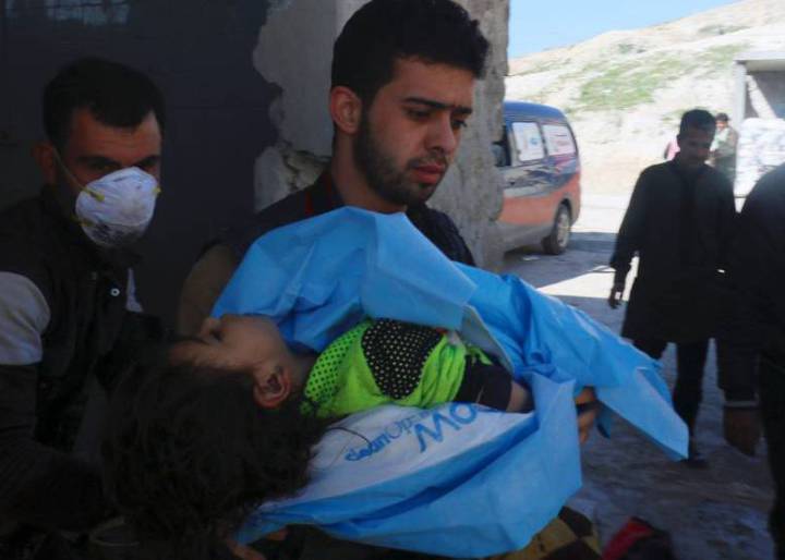 Un supuesto ataque químico causa una matanza en la zona rebelde siria Un supuesto ataque químico causa una matanza en la zona rebelde siria