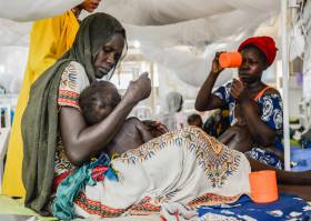 Acnur alerta de “muertes masivas” por hambrunas en el Cuerno de África, Nigeria y Yemen