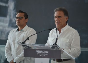 El gobernador de Veracruz, Miguel Ángel Yunes, esta mañaa durante su mensaje.