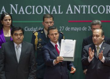 Peña Nieto durante la promulgación de las leyes anticorrupción.