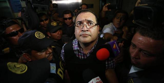 Javier Duarte, en los tribunales de Guatemala.