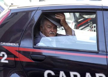Filha de mafioso se suicida depois que ninguém comparece à sua formatura