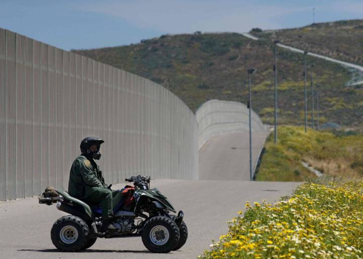 Legisladores republicanos de los cuatro Estados fronterizos cuestionan la utilidad del muro Legisladores republicanos de los cuatro Estados fronterizos cuestionan la utilidad del muro