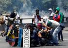 Mueren dos manifestantes en otra jornada violenta en Venezuela